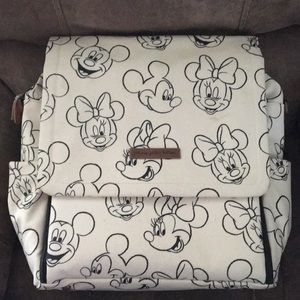 Disney Petunia Pickle Bottom Diaper bag!